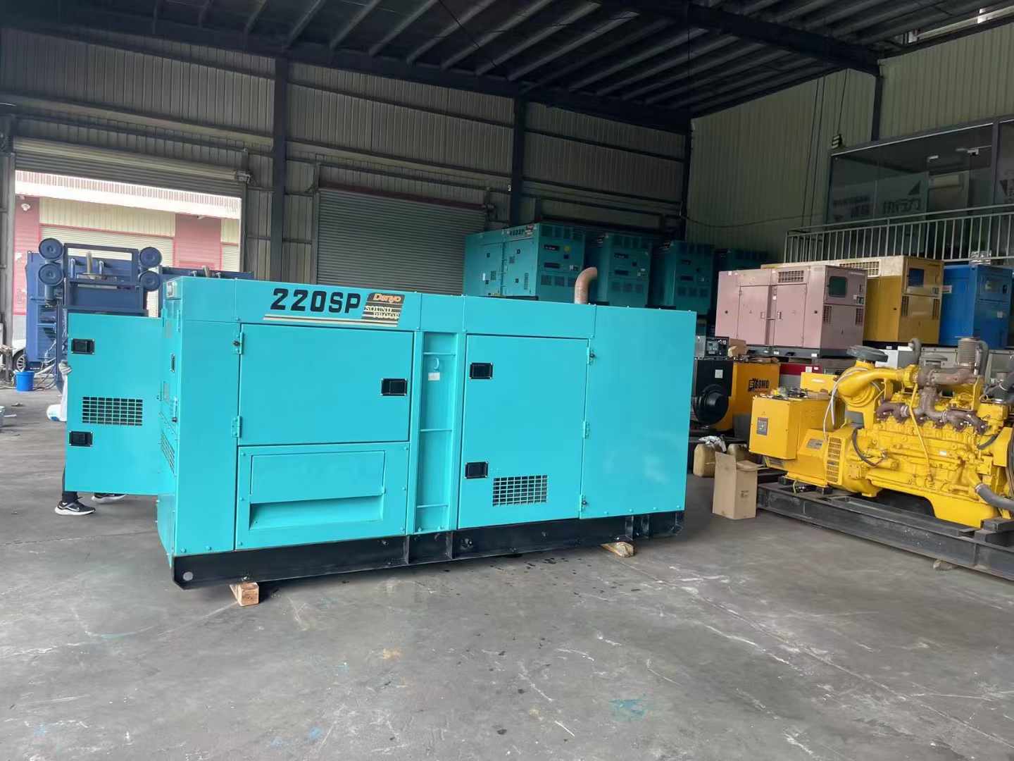 安福800kW 柴油发电机的输出电流波动范围是多少？