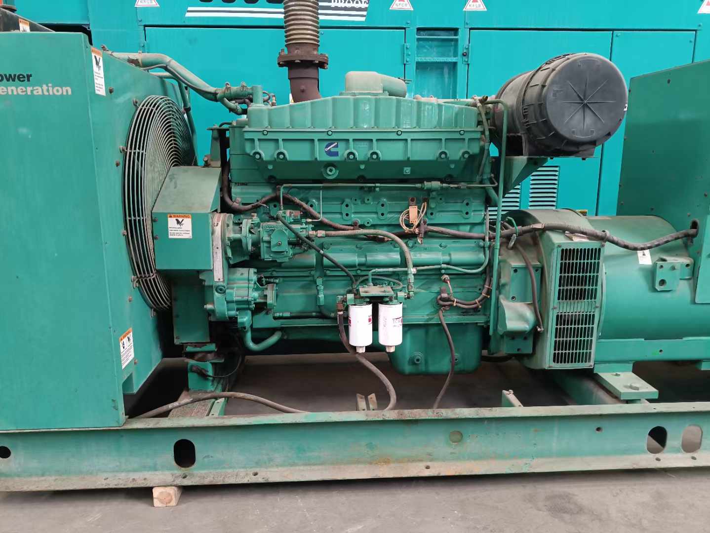 安福过载会对 600kW 柴油发电机组造成哪些损害？