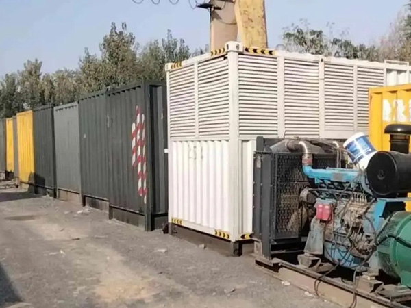 安福200KW柴油发电机机组每小时油耗是多少？